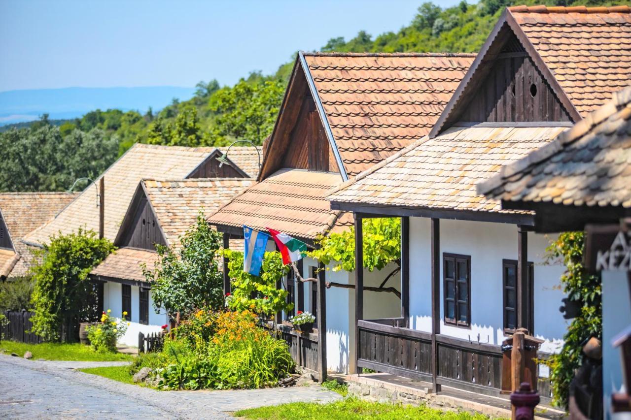 Lankas Vendeghaz - Holloko Villa Ngoại thất bức ảnh